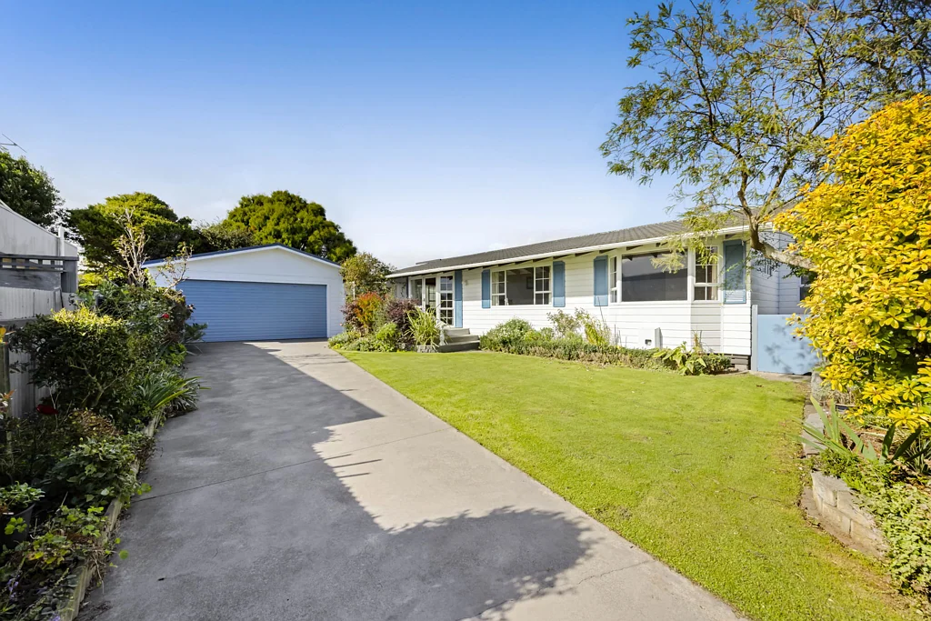 Hawera 3Kwarto Smart Buying Starts Here!