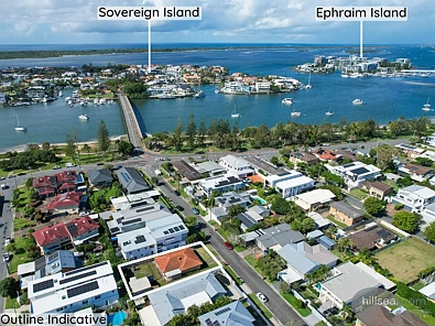 Paradise Point 3房  ENDLESS POTENTIAL - PARADISE POINT MEDIUM-DENSITY OPPORTUNITY - RENOVATE OR REDEVELOP YOUR DREAM!