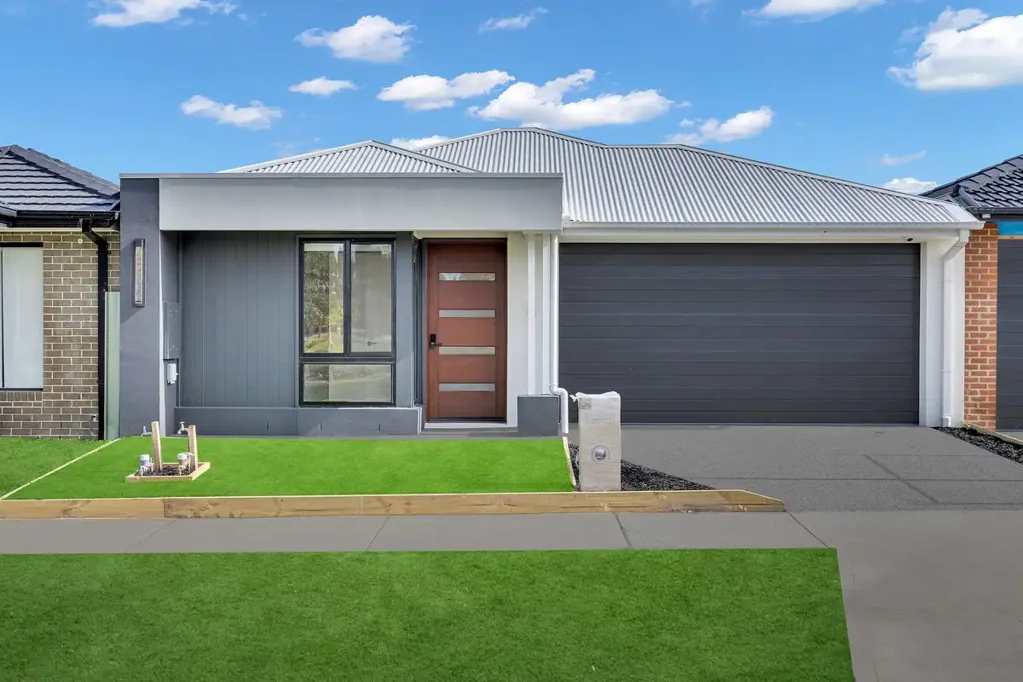 Spacious & Stylish Family Home in the Heart of Wollert
