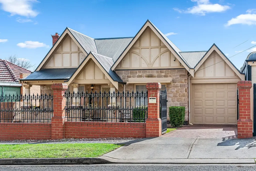 Prospect 4 Bedroom Grand. Elegant. Timeless.