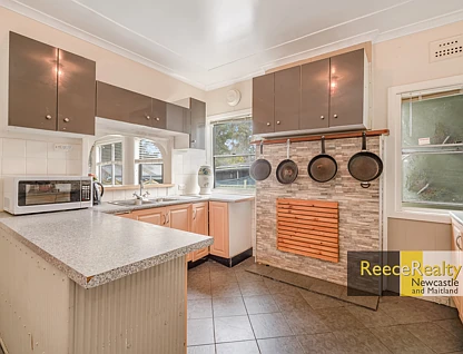 44 Vale Street, Birmingham Gardens, Newcastle, 5 Bedrooms, 2 Bathrooms, House