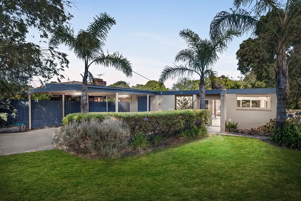 5 Poplar Grove, Langwarrin, VIC 3910