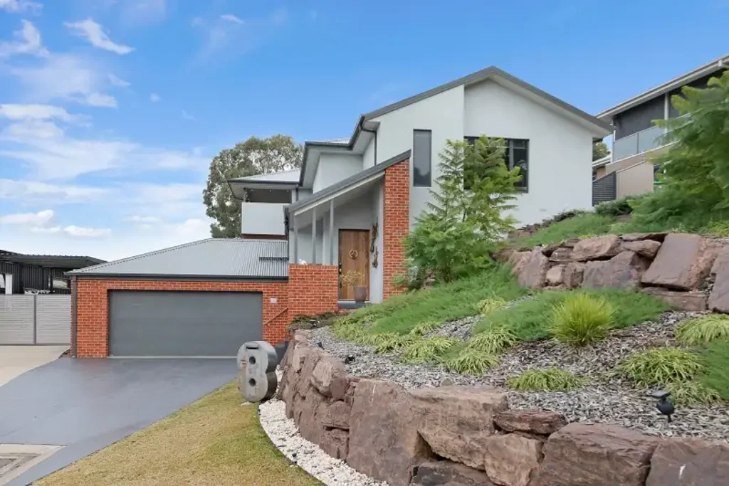 Wodonga 3房  Ultimate Entertainer with Breathtaking Views