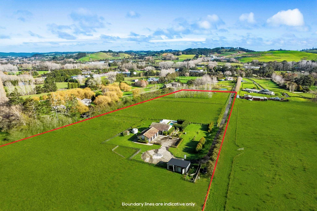 Dairy Flat 3બેડરૂમ 8 Premium Acres, Home & Potential!