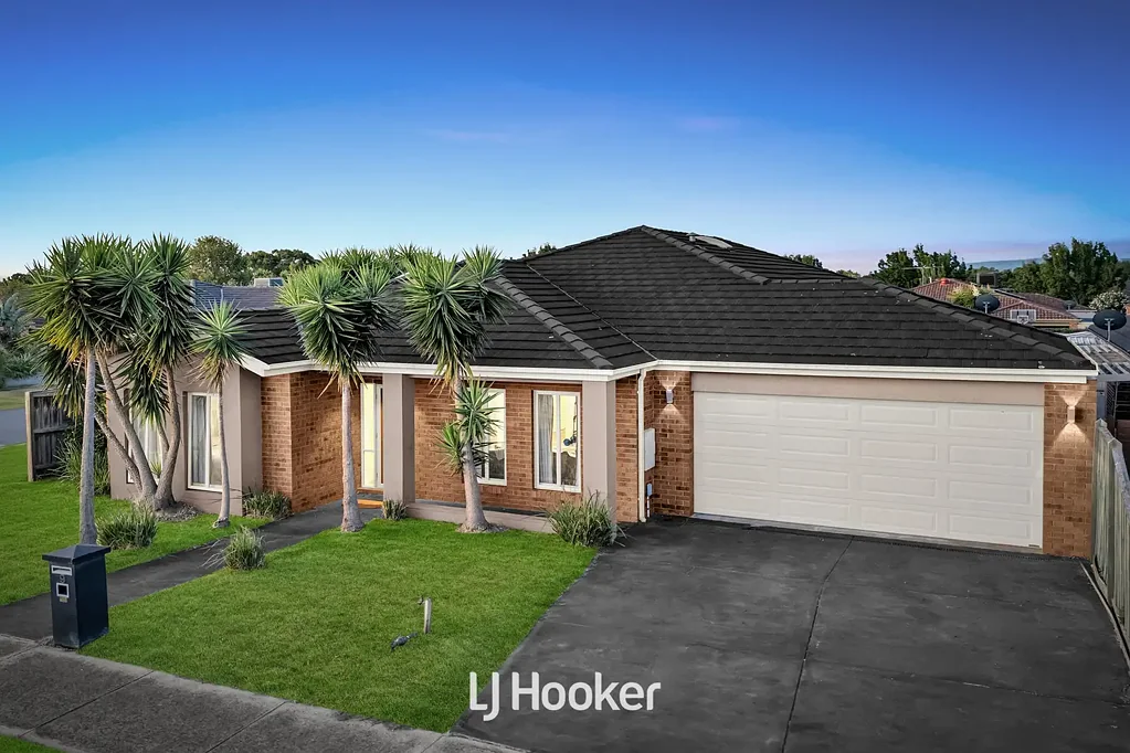 9 Walden Court, Cranbourne North, VIC 3977
