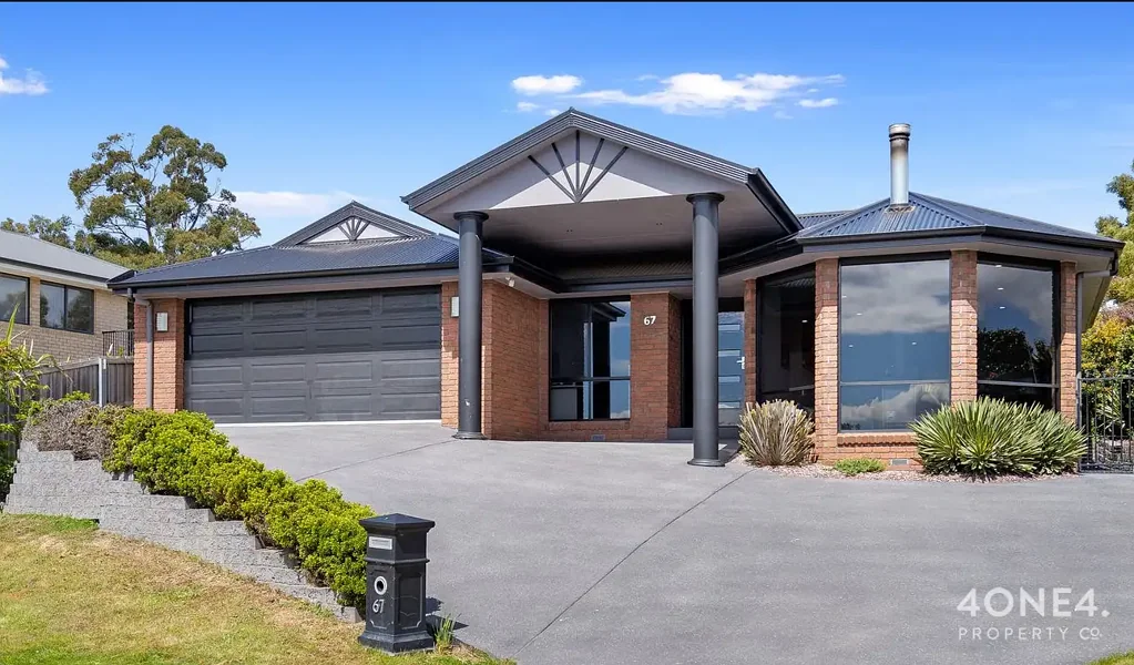 Kingston 3બેડરૂમ Charming Family Home in Kingston Awaits