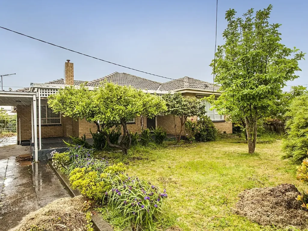 Prime Position Close to Monash University