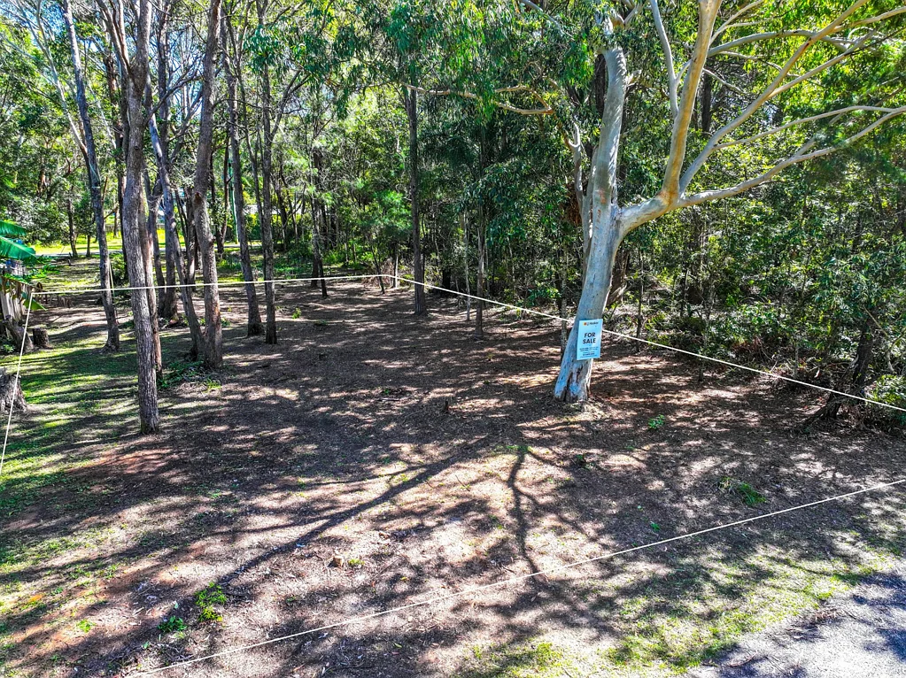 Russell Island Build Your Dream Home on this Spacious, Tidy Block!
