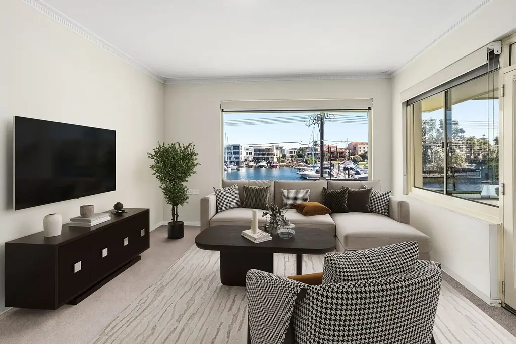 Glenelg North 2Zimmer Marina Views & Effortless Coastal Living
