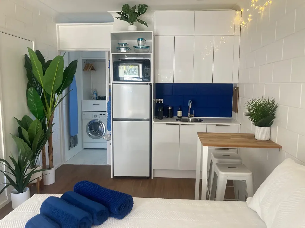 Studio - 1 Bedroom - Close to Beach