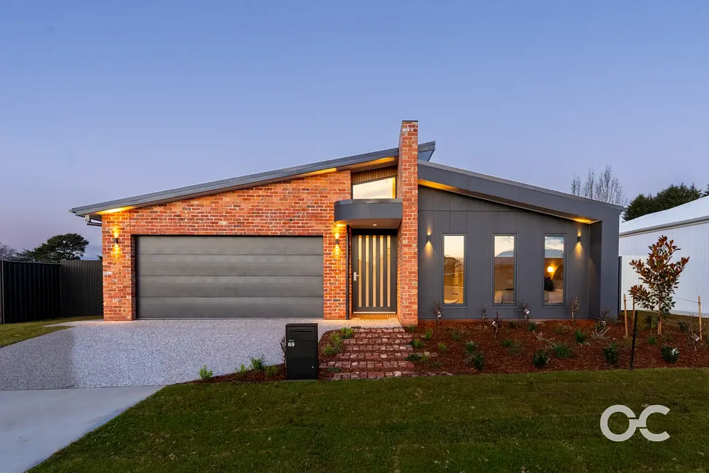 Orange 4Moenga Exclusive Preview Opportunity | Thursday 5:15pm – 6:15pm