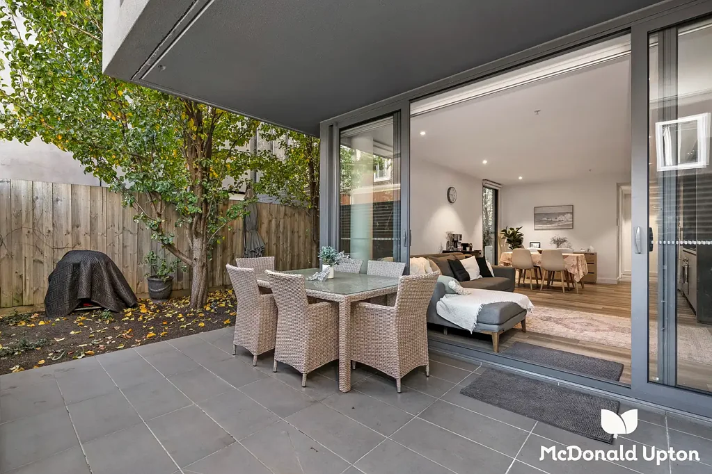 Ascot Vale 2침실 Delightful, Modern and Spacious Apartment Has It All
