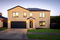 2 Napthine Terrace, Warrnambool