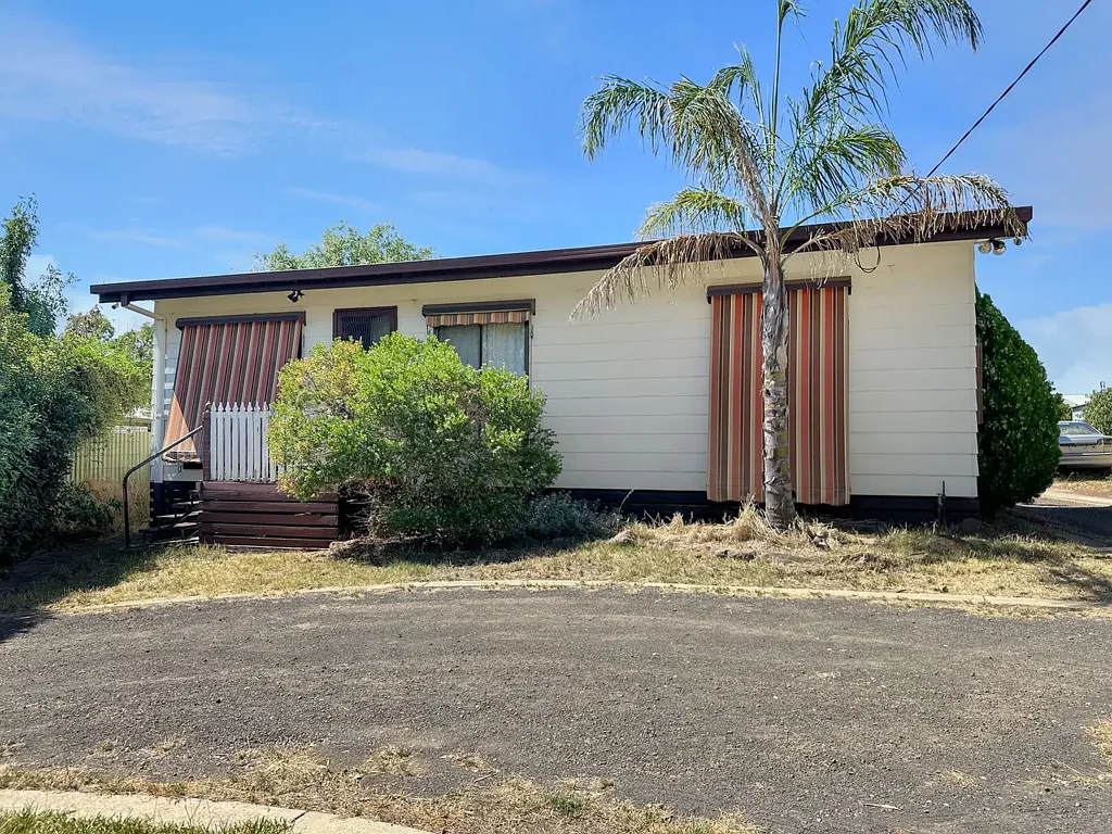 4 McLennan Street, Maryborough, VIC 3465