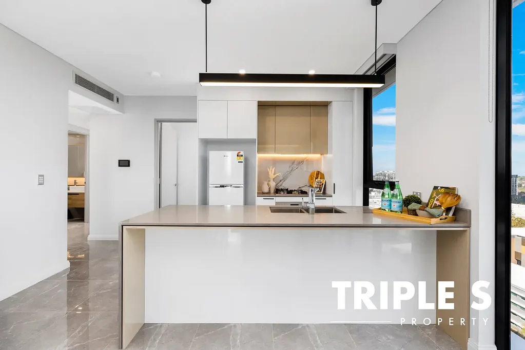 Macquarie Park 2Habitaciones LUXURY 2 BEDROOM APARTMENT | MASTER BEDROOM WITH WALK-IN ROBE |
LUXURY INTERIORS | HUGE ISLAND BENCH | RESORT STYLE LIVING | 24/7 CONCIERGE SERVICE