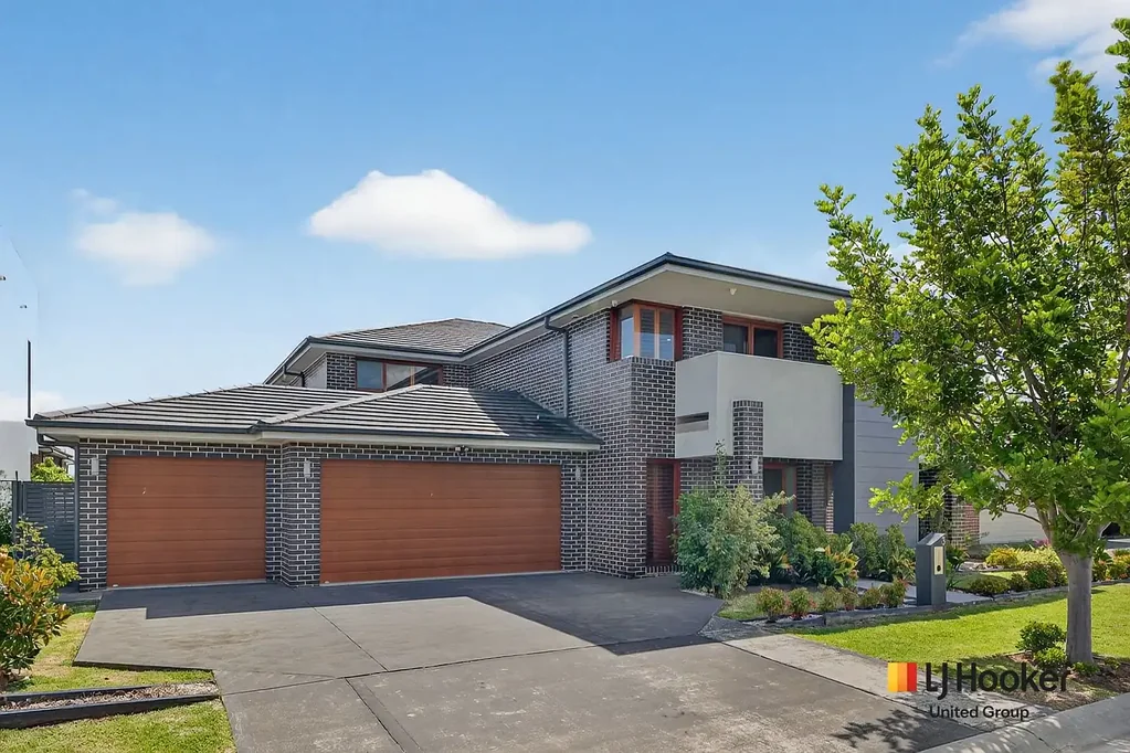 Oran Park 5 Slaapkamer Grand 51 Square Family Masterpiece