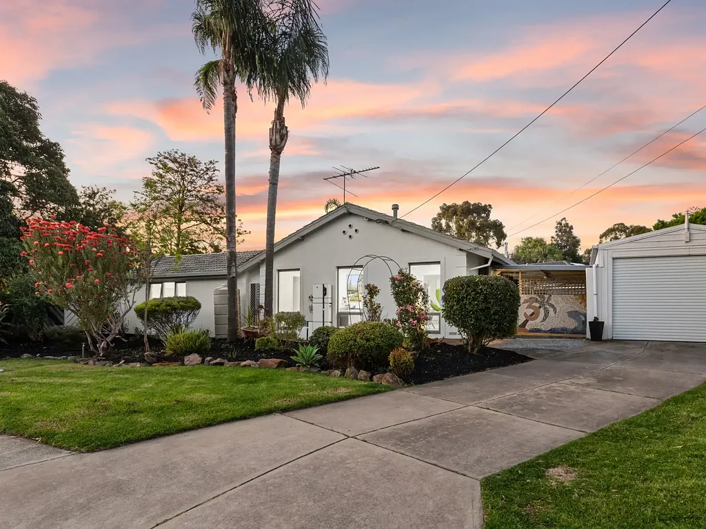 Hackham 4બેડરૂમ Attention first home buyers!