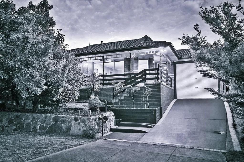 14 Valley View Crescent, Berwick, VIC 3806