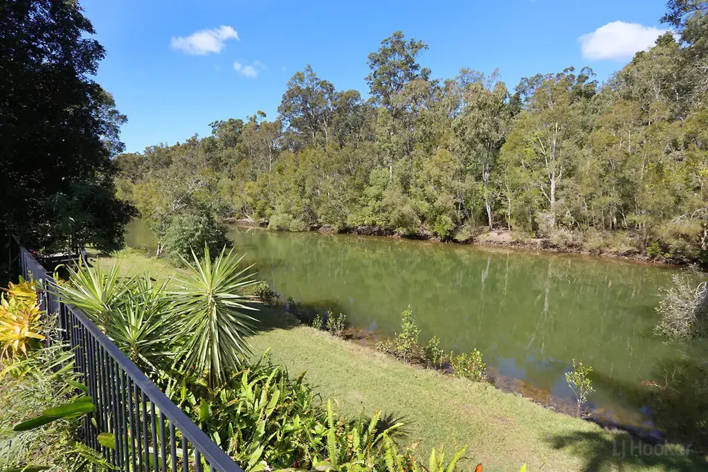 Coombabah 4房  SOLD by Mason Niari