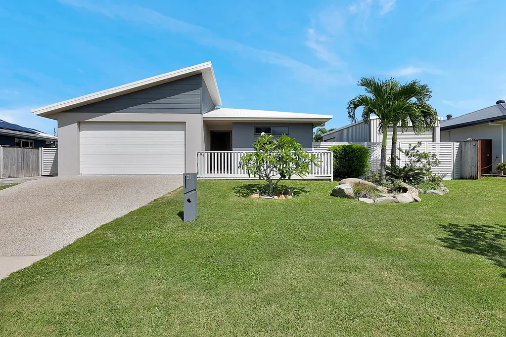 21 Mod Crescent, Beaconsfield, QLD 4740