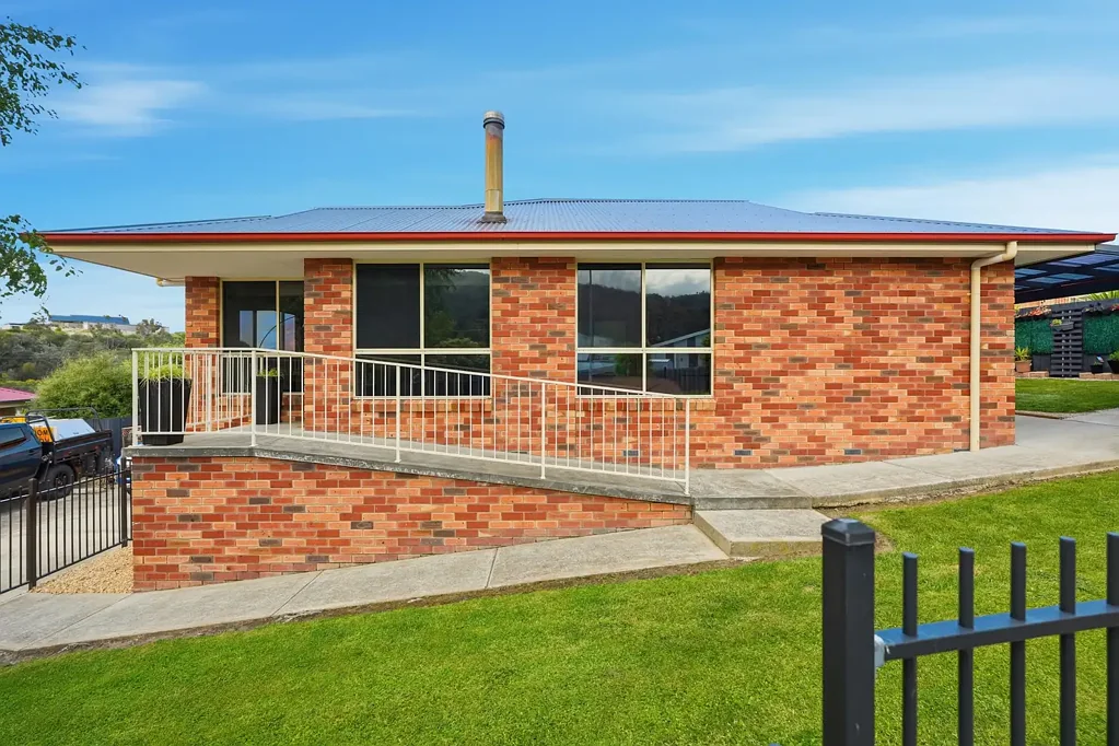 3/23 Russell Road, Claremont, TAS 7011