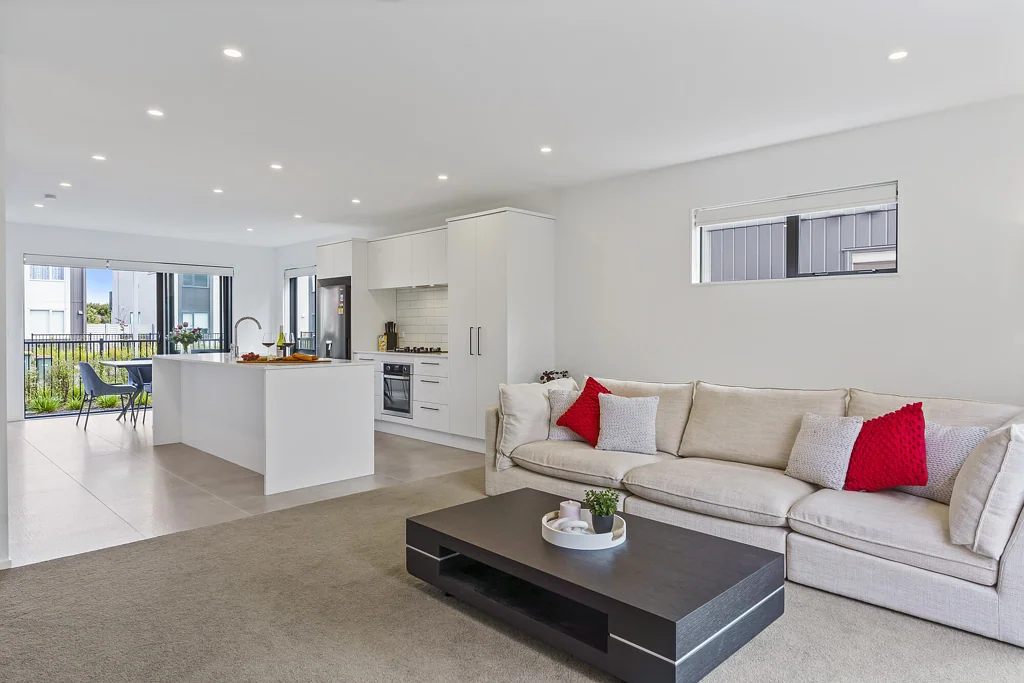 Flat Bush 4房  Best Value, Freehold Opportunity