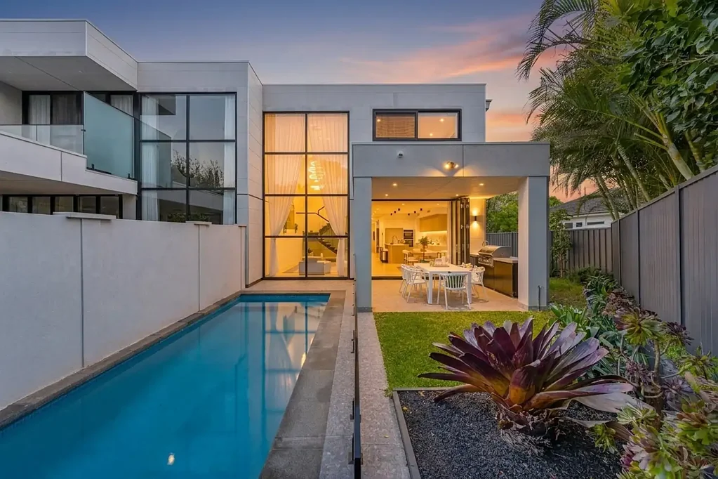 Little Bay 4Kwarto Designer Family Living With Swimming Pool In A Peaceful Parkside Pocket