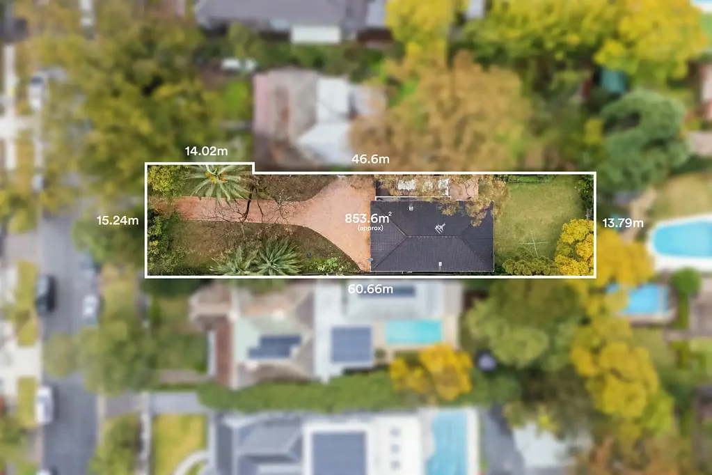 Strathfield 5બેડરૂમ Exciting future potential on 853.6sqm blue-chip block