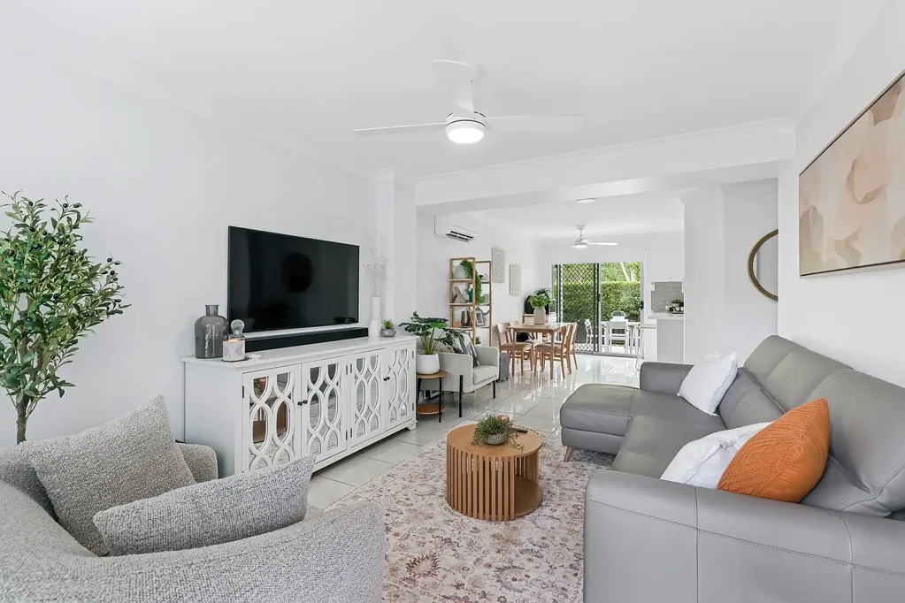 25/30 Carmarthen Circuit, Pacific Pines, QLD 4211