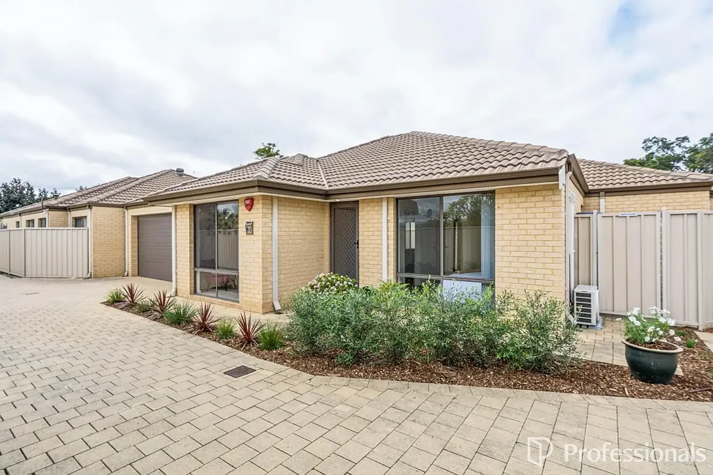 Forrestfield 4غرفة نوم Where Modern Design Meets Family Functionality