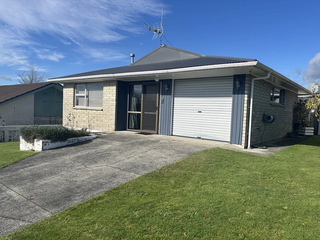 Tokoroa 2ਬੈੱਡਰੂਮ LOCATION IS THE KEY