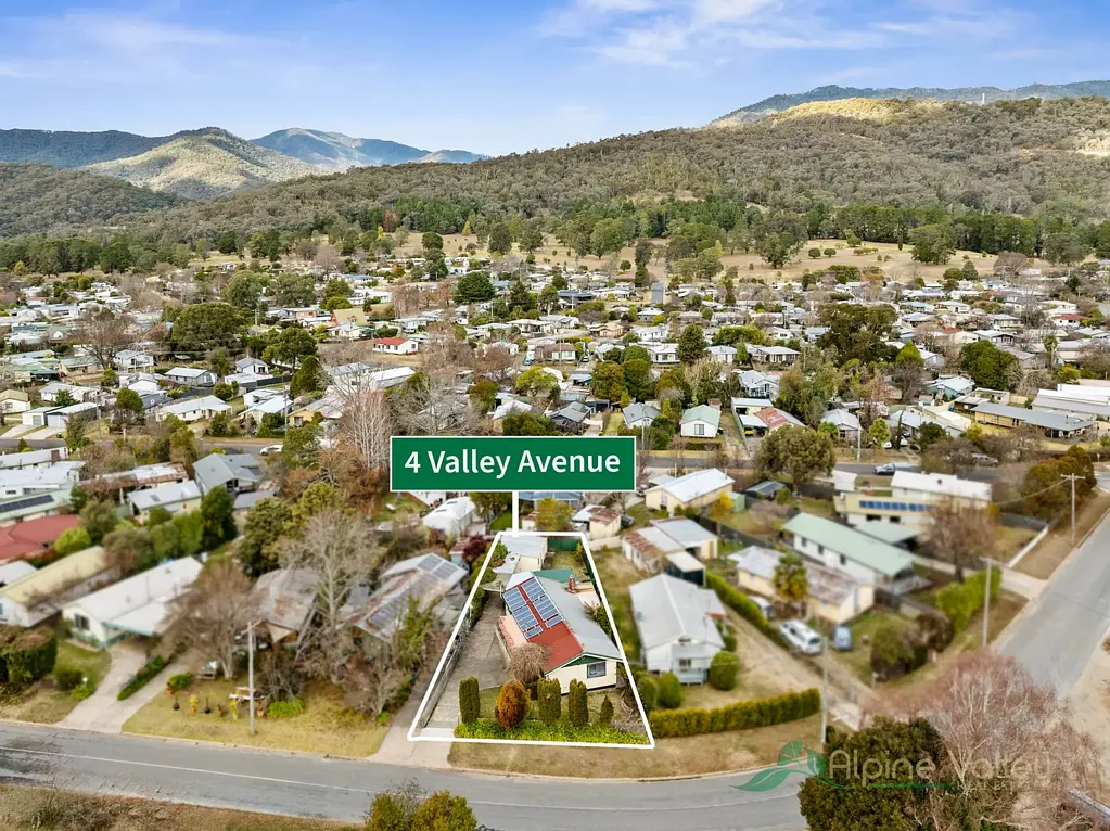 4 Valley Avenue, Mount Beauty, VIC 3699