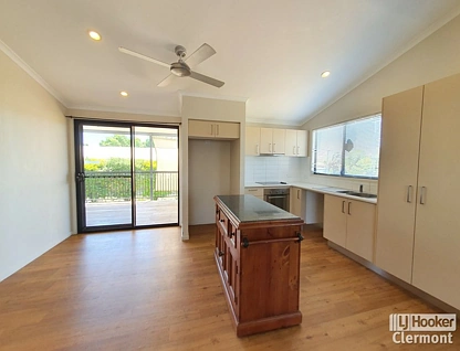 36 East Street, Clermont, QLD 4721, 3房, 1浴, House
