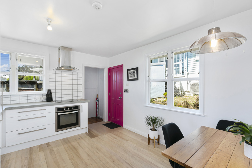 5 Beazley Avenue, Paparangi, Wellington, 3 habitaciones, 1 baños