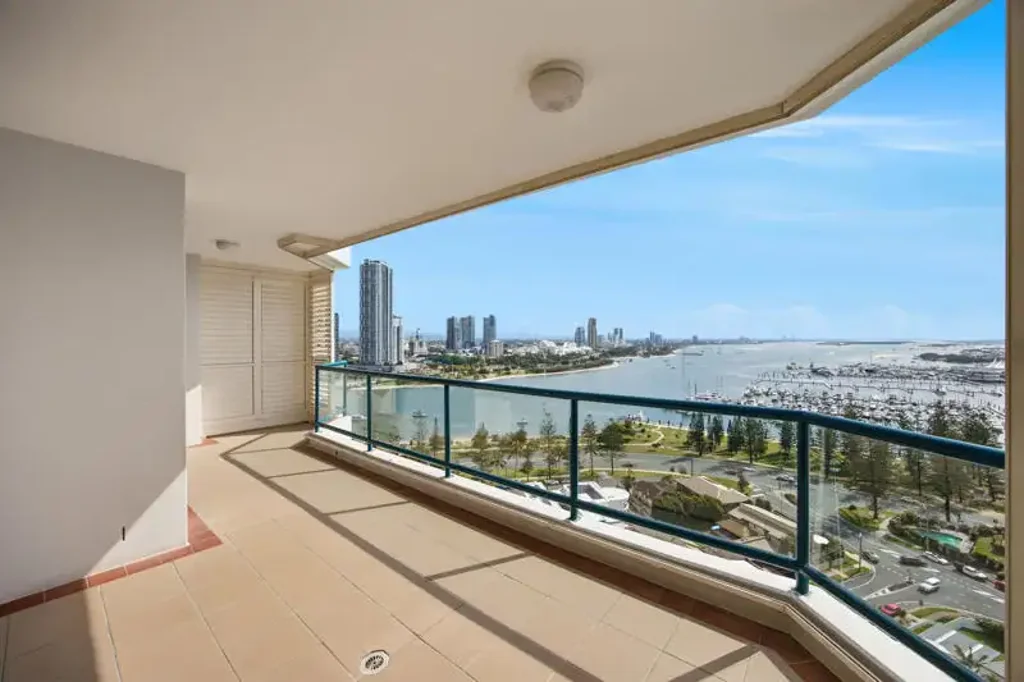 Huge 1 Bedroom - Sensational Views