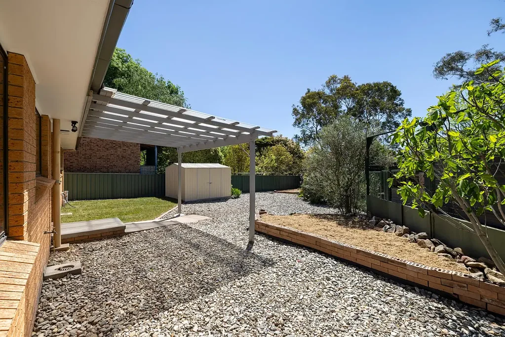2 Macfarlan Place, Latham, ACT 2615