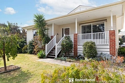 1 Adelia Close, Healesville