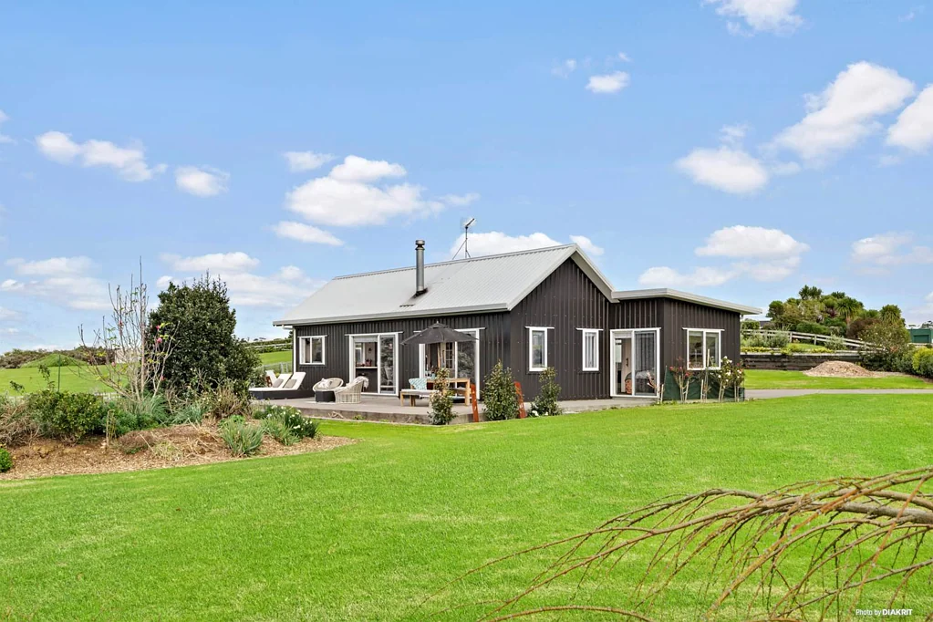 12 Allan Road, Awhitu, Franklin, Auckland