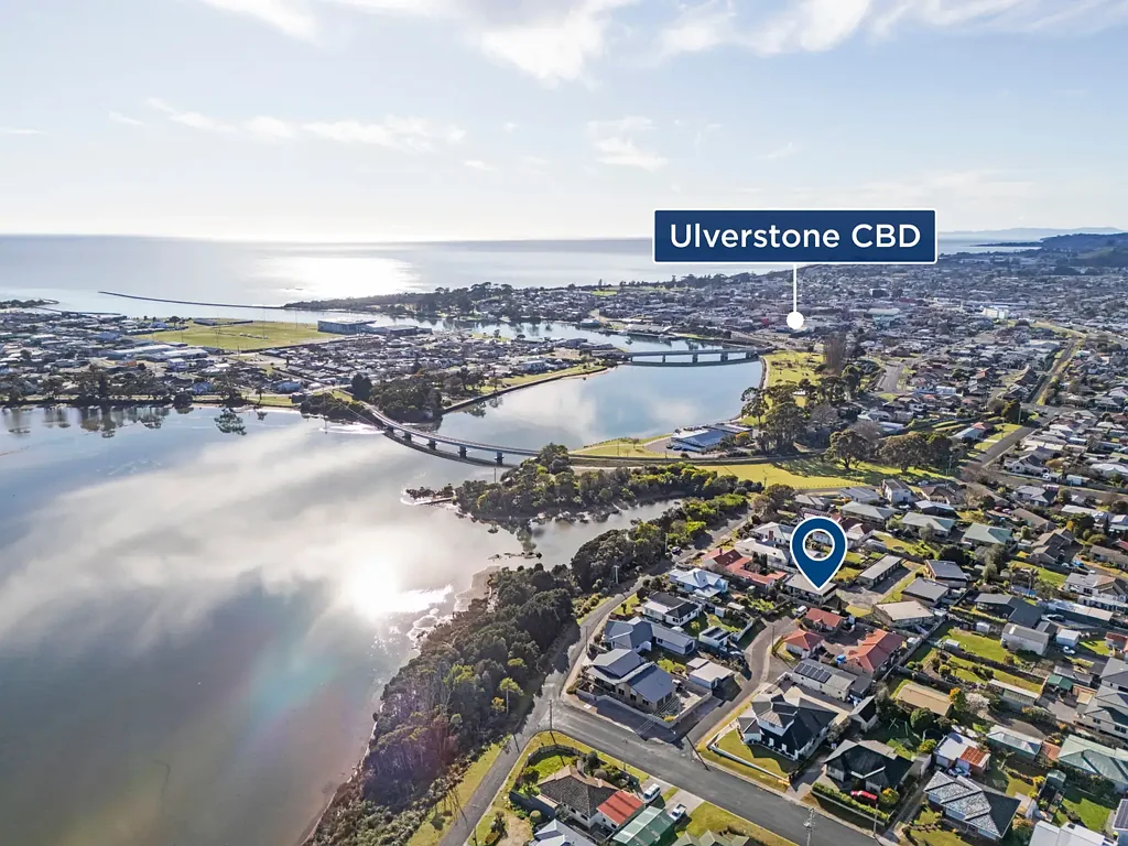 Ulverstone 2 Bedroom Neat & Tidy Two Bedroom Unit - Great Location!