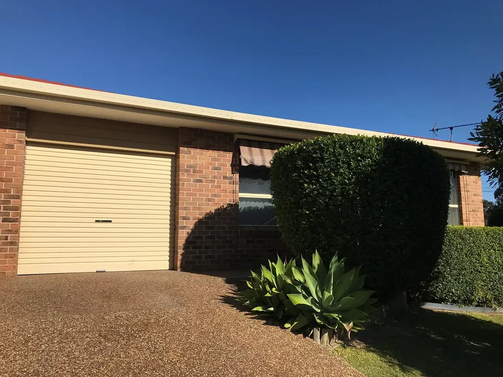 NEAT 2BEDROOM VILLA IN A GREAT LOCATION!