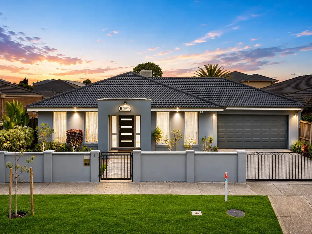 Point Cook 4房 私人家庭娱乐居所，拥有卓越的户外生活空间 Private Family Entertainer with Exceptional Outdoor Living