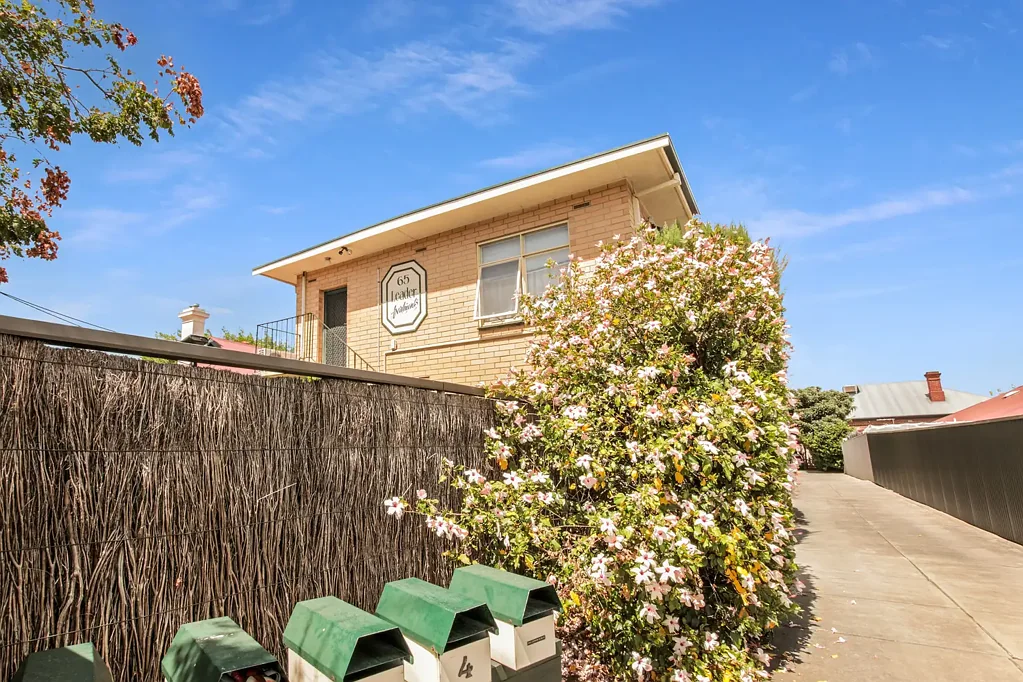 Charming Two Bedroom Unit with Everything at Your Doorstep