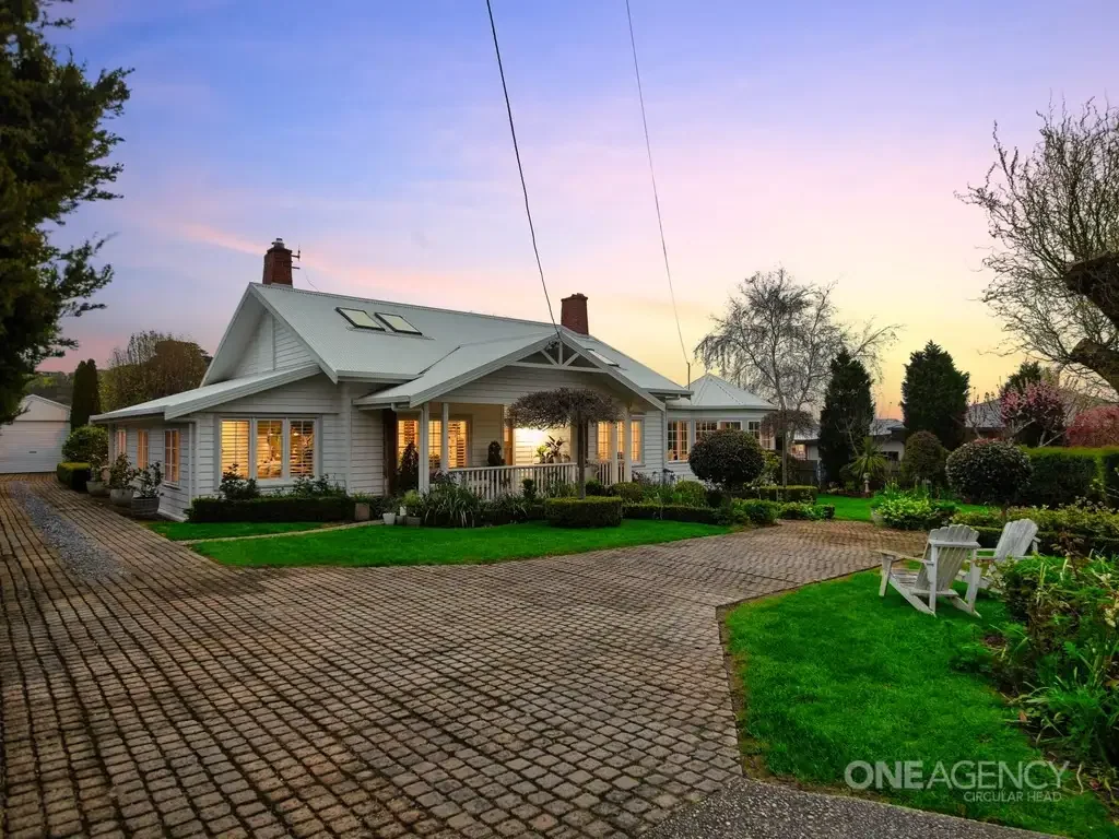 Smithton 3ਬੈੱਡਰੂਮ A Timeless Smithton Treasure With Modern Flair