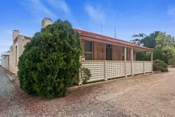 27 Julia Terrace, Kadina