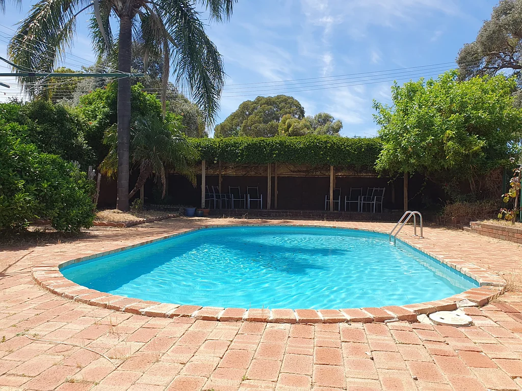 Armadale 5ห้องนอน 2 Kerun Ct, Armadale - Fantastic Family Home or Investment Opportunity (Subdivision Potential/Short Term Rental/Airbnb)