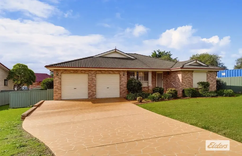 Wingham 5chambre QUALITY FAMILY HOME LOADED WITH FEATURES