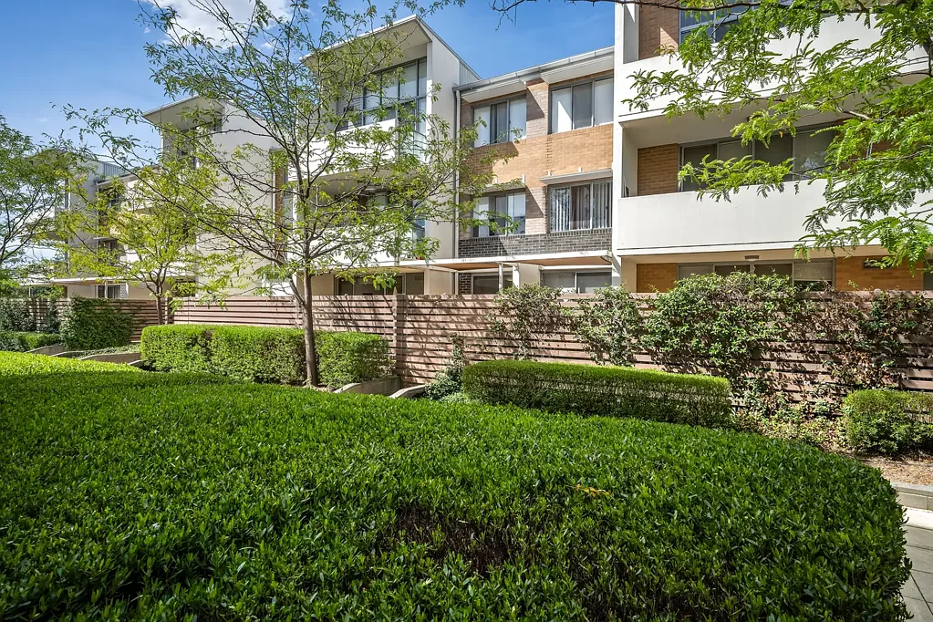 123/116 Easty Street, Phillip, ACT 2606