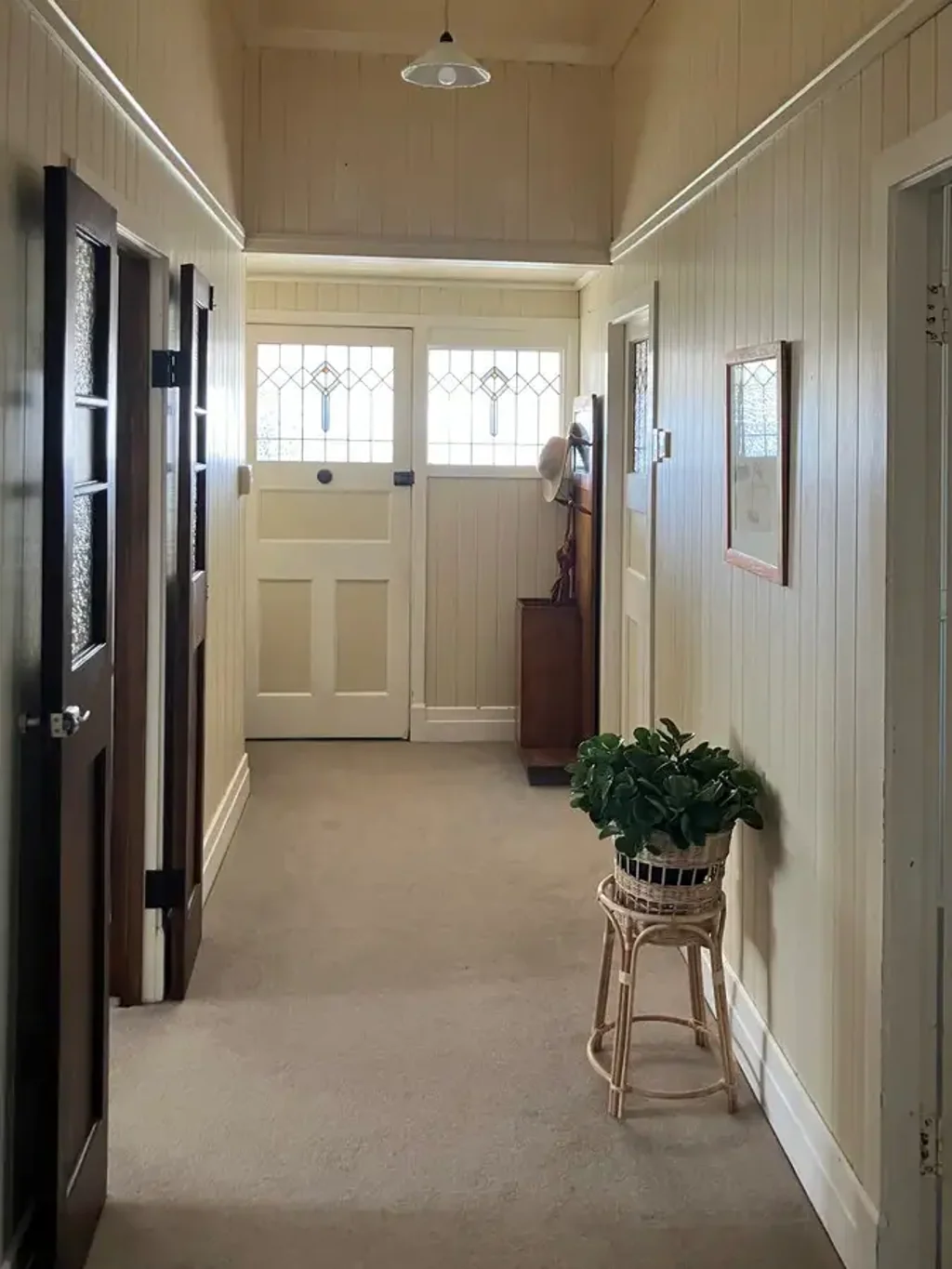 Warwick 2chambre TIMELESS 1920S CHARM ON A GENEROUS HILLTOP CORNER – “STRETTON” AWAITS ITS NEXT CHAPTER