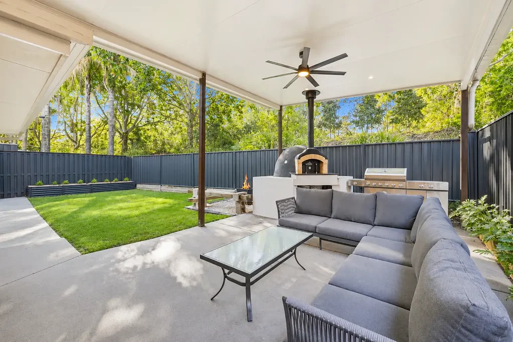 Robina 4غرفة نوم Beautiful Family Home in a Sought After Cul-de-Sac!