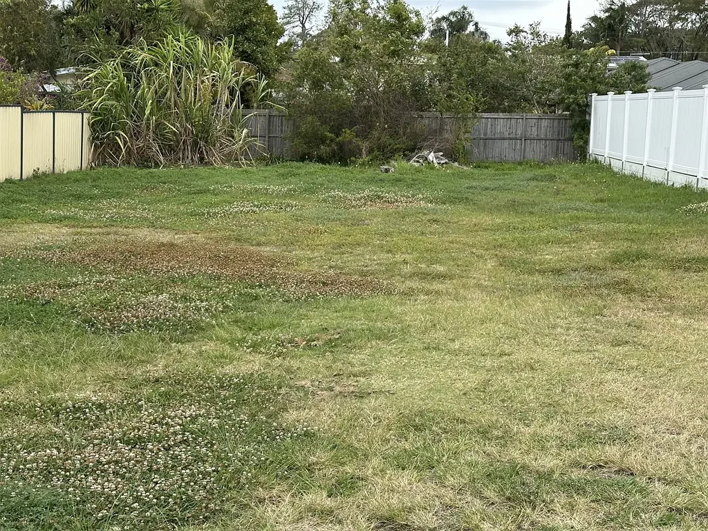 Sunnybank Endless Possibilities Await on a Rare, Level 607m Sunnybank Block!